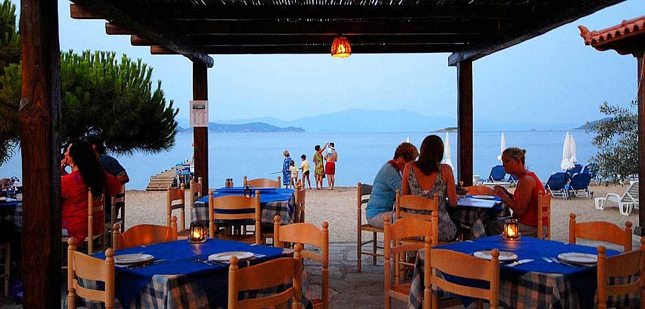 Nostos Village Holiday Resort Skiathos Island Ресторан фото